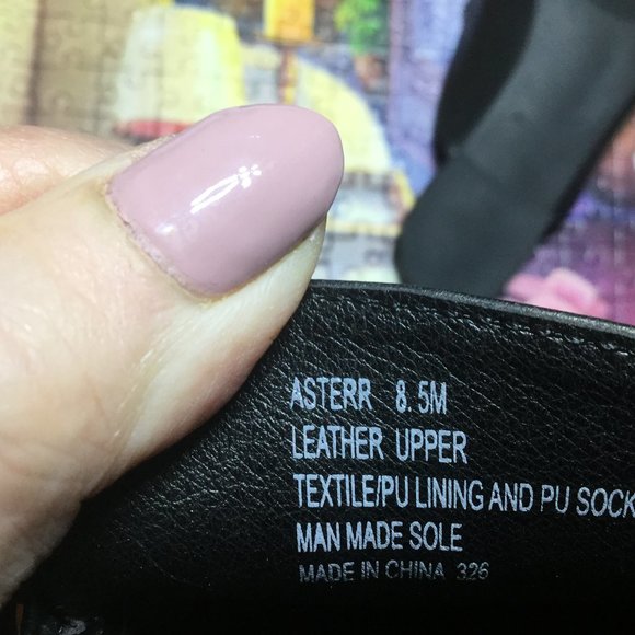 Steve Madden new without tags or box leather uppers Black with chain accents 8.5 - Picture 5 of 5